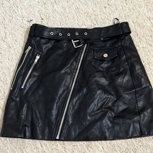 Forever 21 Leather Skirt with Belt, Size: Medium
